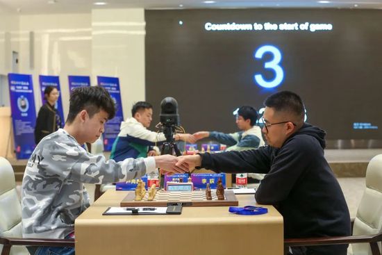 100款不良广告进入窗口